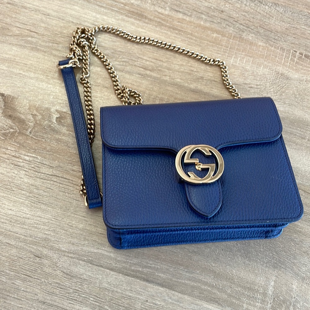 Gucci Crossbody bag